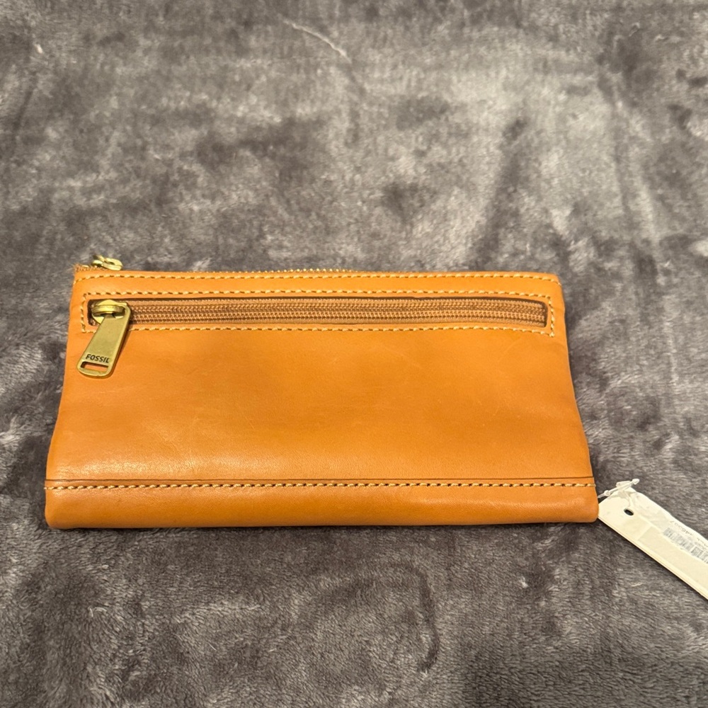 Fossil Camel Leather Women's Wallet New with Tag - Picture 2 of 3